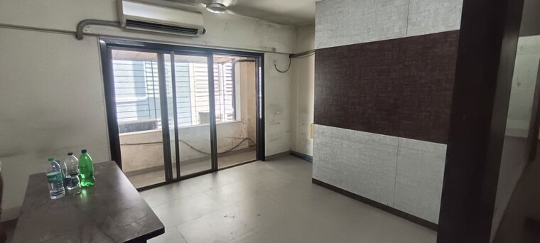 Room, charai Commercial Office Space 350 Sq.Ft. In Charai Thane 10335422