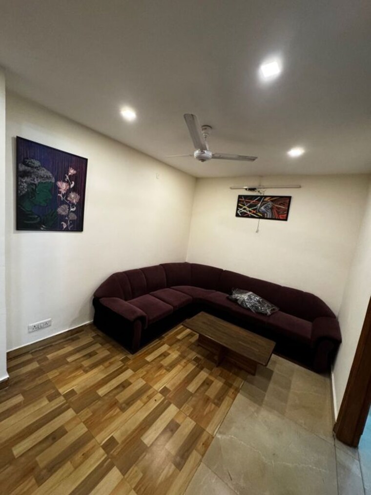 Living Room, realtech-the-luxurium 2 Bedroom 360 Sq.Ft. Builder Floor In Sushant Lok I Gurgaon 10335439