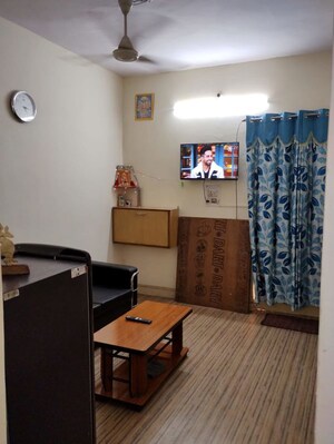 Furnished Amenities in 2 BHK Apartment at Gtb Enclave – for Rent