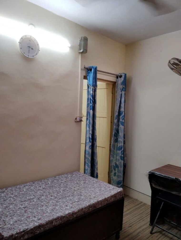 Room, gtb enclave 2 Bedroom 650 Sq.Ft. Apartment In Gtb Enclave Delhi 10335462