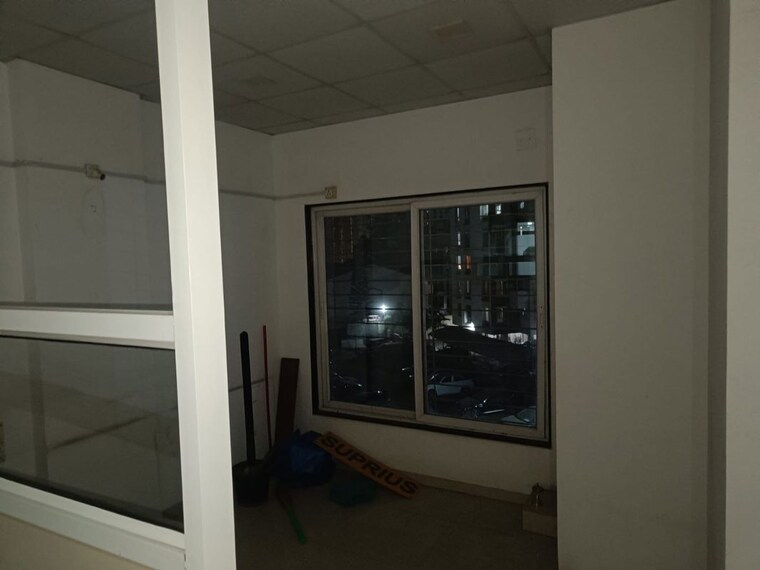 Room, raviraj-crossroads Commercial Office Space 280 Sq.Ft. In Wakad Pune 10335466