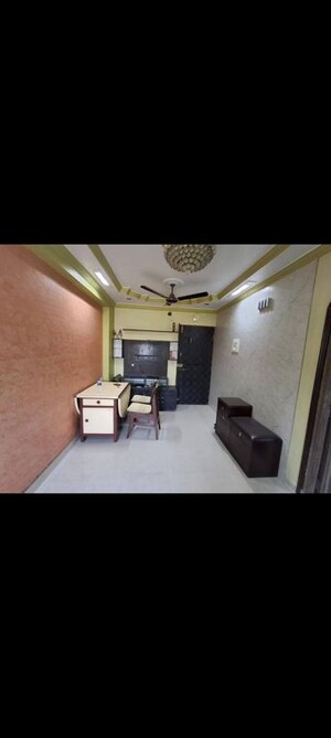 Team Area in 1 BHK Apartment at Thane West – for Rent