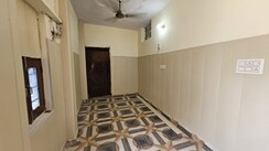 2 BHK + Study Room,Extra Room Apartment For Rent in Dilshad Garden