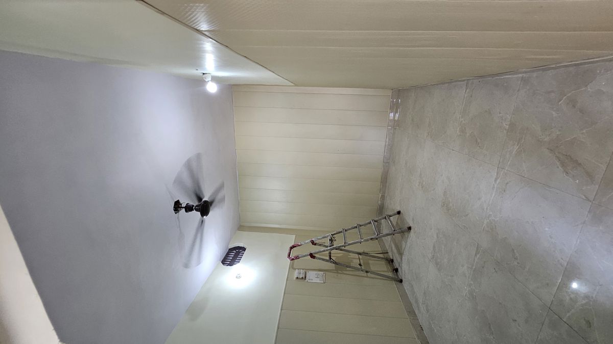2 BHK + Extra Room,Store Room Apartment For Sale in Dilshad Garden