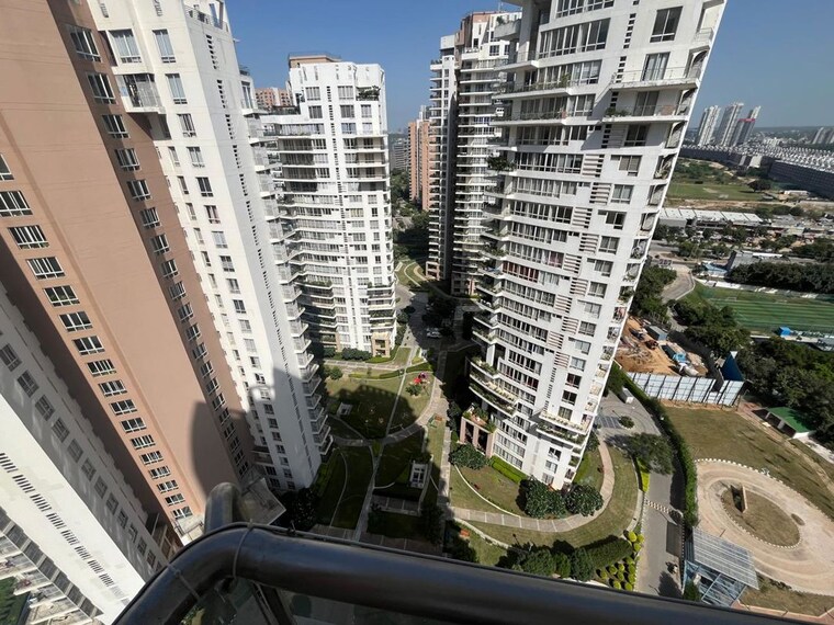 Exterior View, pioneer-park-presidia 5 Bedroom 4937 Sq.Ft. Apartment In Sector 62 Gurgaon 10335552