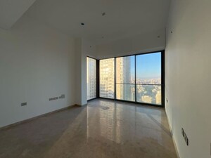 Room in 4 BHK Apartment at Rustomjee Crown, Prabhadevi – for Rent