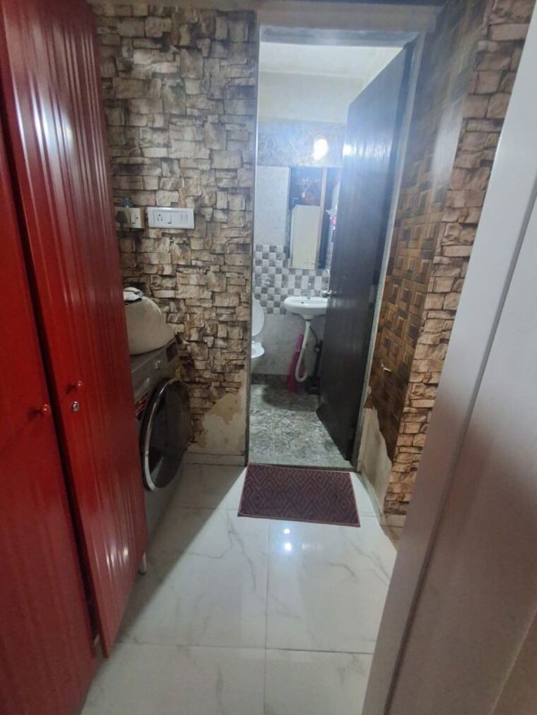 undefined, vivekanand nagar 1.5 Bedroom 560 Sq.Ft. Apartment In Vivekanand Nagar Mumbai 10318342