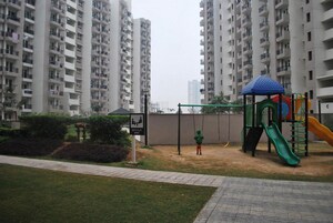 3 BHK Apartment – Exterior View View at Mapsko Paradise, Sector 83 - for Rent