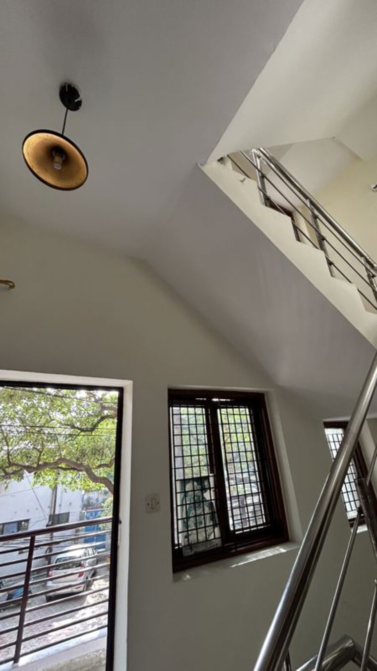 Other, nizamuddin 2 Bedroom 1000 Sq.Ft. Independent House In Nizamuddin Delhi 10243879