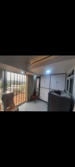 1 RkApartment For Rent in Goregaon East