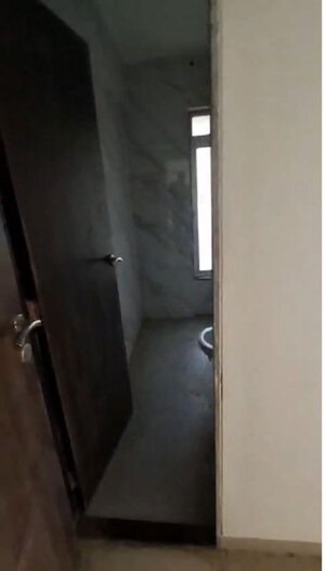 Bathroom in 2 BHK Apartment at Majestic Avighna, Chembur – for Sale