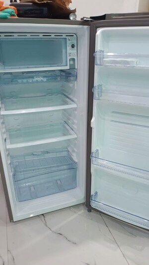 Furnished Amenities in 1 BHK Apartment at Ashu Apartment, Sector 49 – for Rent