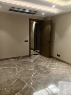 4 BHK + Servant Room Builder Floor For Sale in Gulmohar Enclave