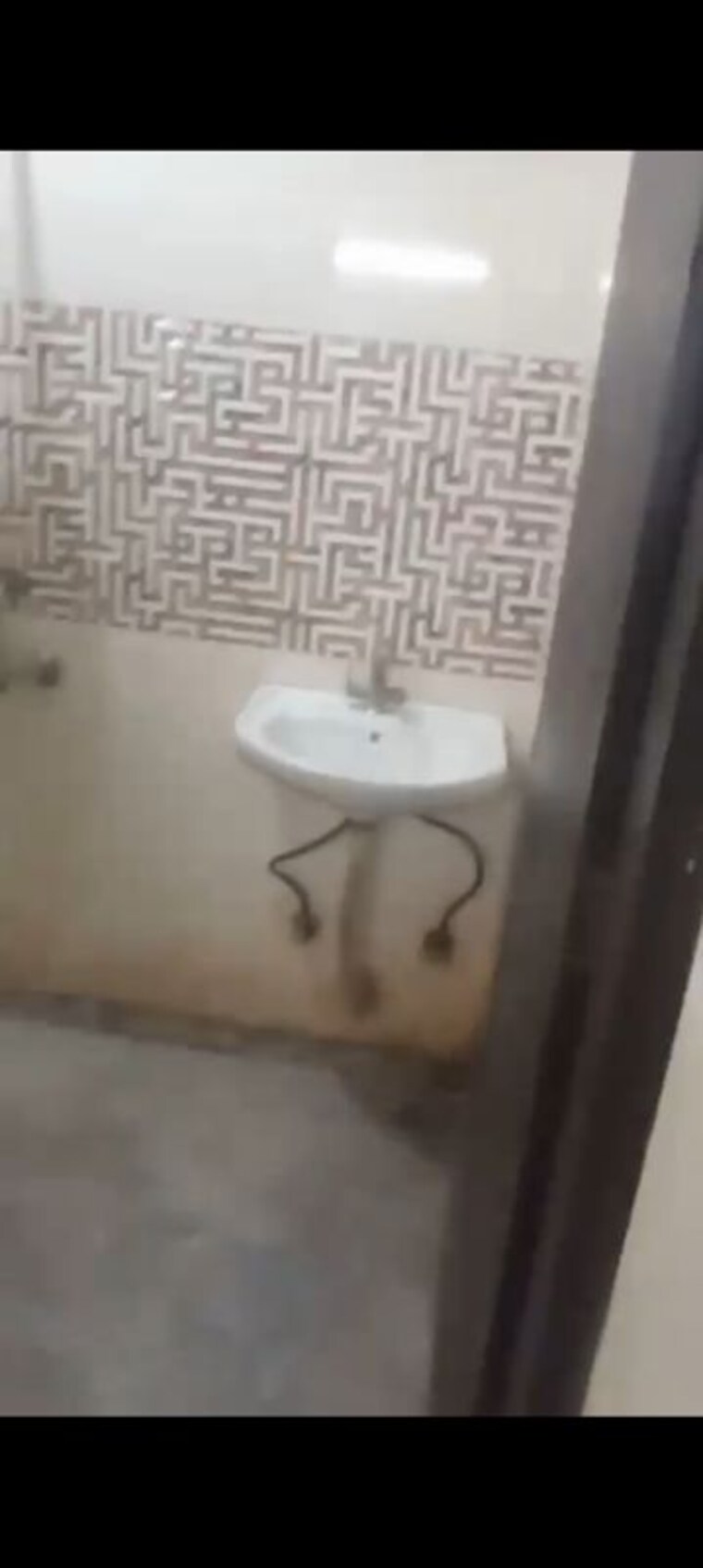 Bathroom, govindpuri 2 Bedroom 700 Sq.Ft. Builder Floor In Govindpuri Delhi 10335753