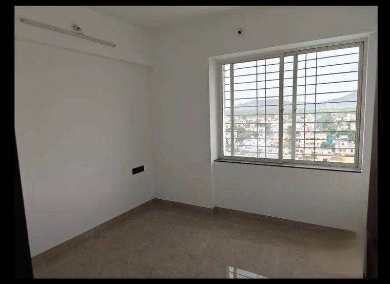 Room, gokul nagar 2.5 Bedroom 1000 Sq.Ft. Apartment In Gokul Nagar Pune 10335765