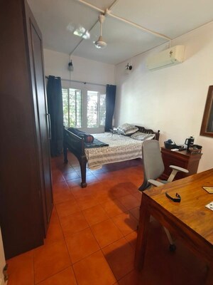 Bedroom in 3 BHK Villa at Chembur – for Rent