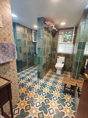 Bathroom in 3 BHK Villa at Chembur – for Rent