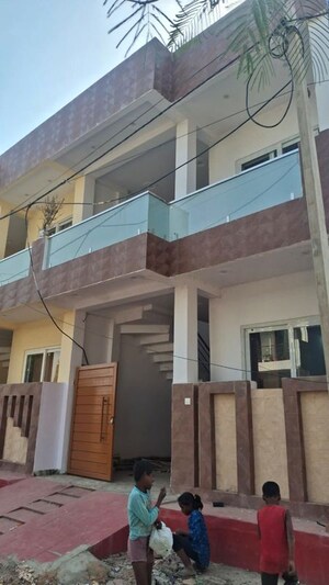 3 BHK Villa For Sale in Gomti Nagar