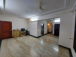 Room in 2 BHK Apartment at Nancy Towers, Wanowrie – for Rent