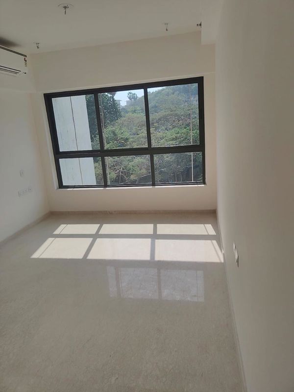 2 BHK + Extra Room 800 Sq.Ft. Apartment in Godrej The Trees