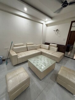 2 BHK Builder Floor For Sale in Sector 75