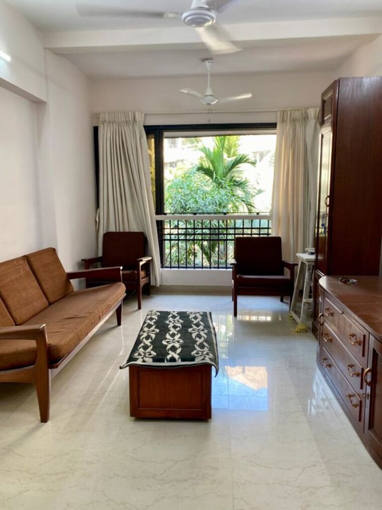 Living Room, karachi-citizens-chs 2 Bedroom 1100 Sq.Ft. Apartment In Juhu Mumbai 9910854