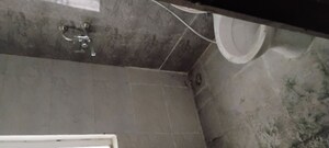 Bathroom in 3 BHK Apartment at Amrapali Ivory Heights, Amrapali Dream Valley – for Rent