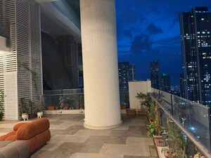 Building Lobby in 4 BHK Apartment at Indiabulls Sky Forest, Lower Parel – for Rent