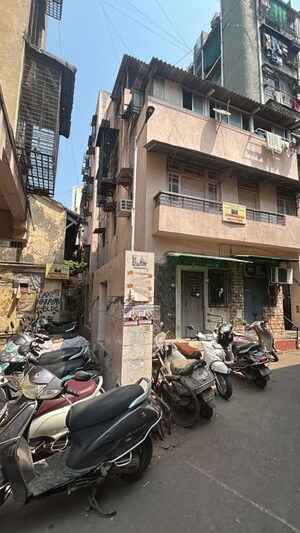 1 BHK Apartment For Sale in Thakurdwar