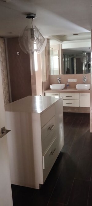 Kitchen in 5 BHK Villa at Manish Tower, Andheri West – for Rent