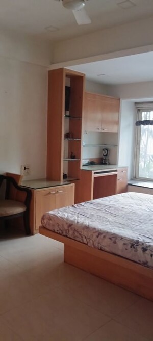 Bedroom in 5 BHK Villa at Manish Tower, Andheri West – for Rent