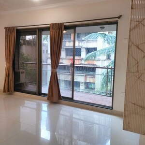 Room in 2.5 BHK Apartment at Juhu Trishul, Juhu – for Rent