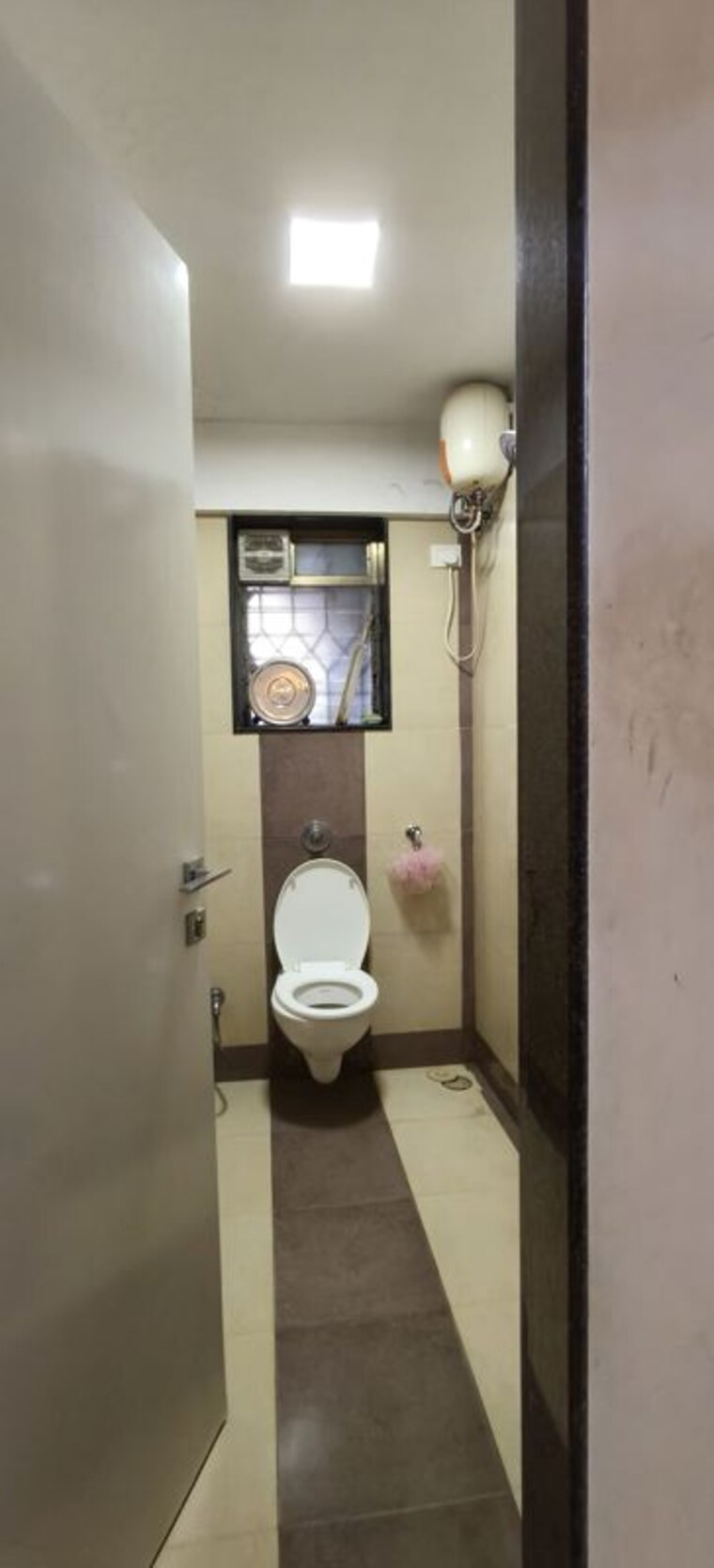 Bathroom, palash-towers 2 Bedroom 1000 Sq.Ft. Apartment In Andheri West Mumbai 9329736