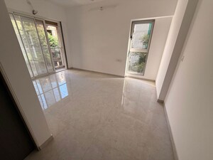 Study Room in 2 BHK Apartment at Sweet Home, Juhu – for Rent