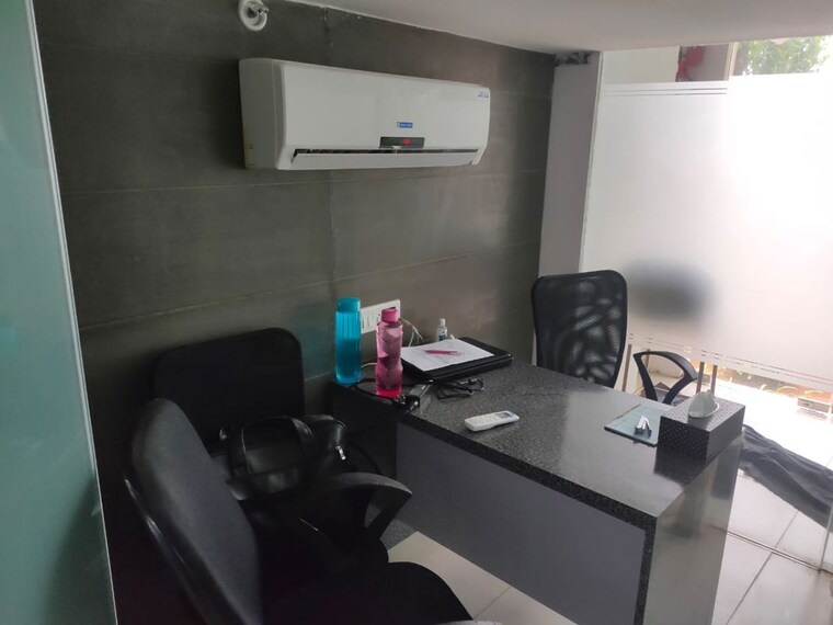 Floor Plan, remi-commercio Commercial Office Space 1800 Sq.Ft. In Andheri West Mumbai 9288480