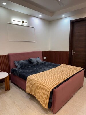 Bedroom in 3 BHK Builder Floor at Sector 75 – for Sale