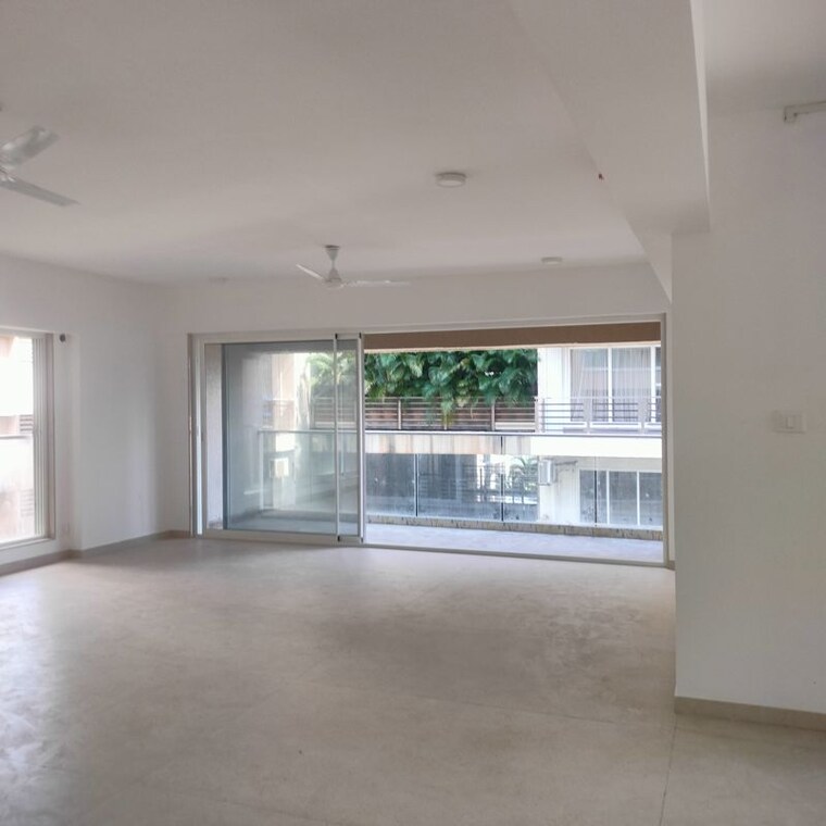 Living Room, sweet-home 4 Bedroom 2100 Sq.Ft. Apartment In Juhu Mumbai 9271607