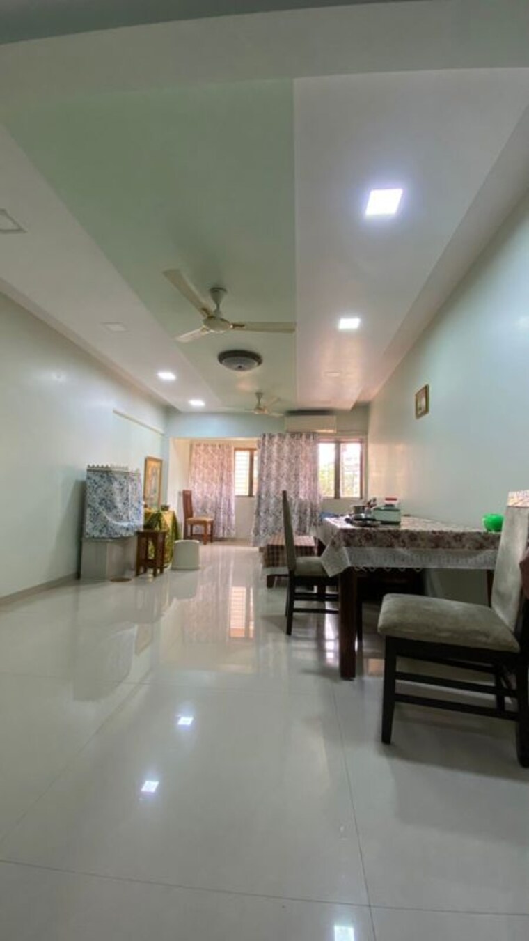 Living Room, jewel-house 3 Bedroom 1650 Sq.Ft. Apartment In Andheri West Mumbai 9270946