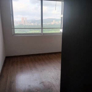 Room in 2 BHK Apartment at Lodha Fiorenza, Goregaon East – for Sale