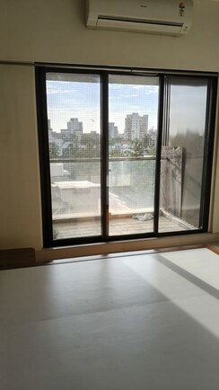 3 BHK Apartment For Sale in Rustomjee Elita