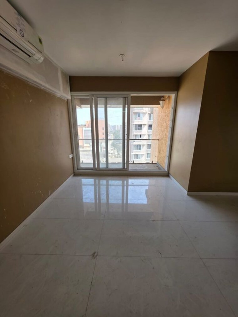 Living Room, sindhi-society 2 Bedroom 975 Sq.Ft. Apartment In Chembur Mumbai 10336027