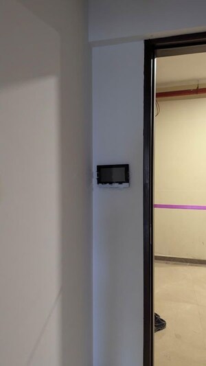 Room in 2 BHK Apartment at Pride Purple Park Titan, Hinjewadi – for Rent