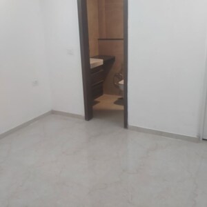 Room in 2 BHK Apartment at Suncity Essel Tower, Sector 28 – for Sale