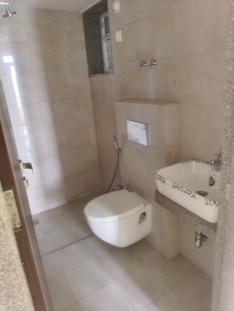 Bathroom, mohankheda-greens-shahad 3.5 Bedroom 1350 Sq.Ft. Apartment In Shahad Thane 10335955