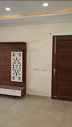 3 BHK Independent House For Rent in Sector 17