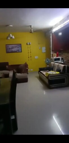2 BHK Apartment For Rent in Piyush Heights