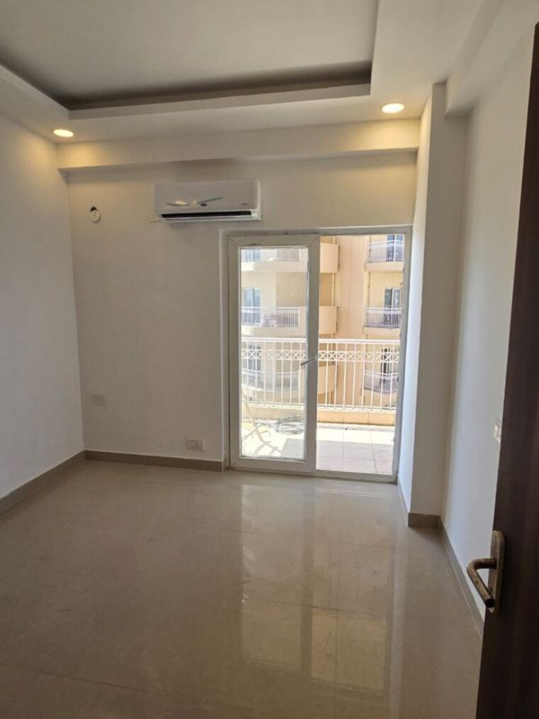 Room, tashee-capital-gateway 3 Bedroom 1990 Sq.Ft. Apartment In Sector 111 Gurgaon 10336187