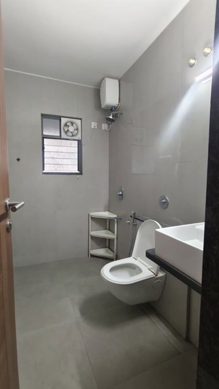 Bathroom, kakkad-madhukosh 2 Bedroom 1200 Sq.Ft. Apartment In Balewadi Pune 10336180