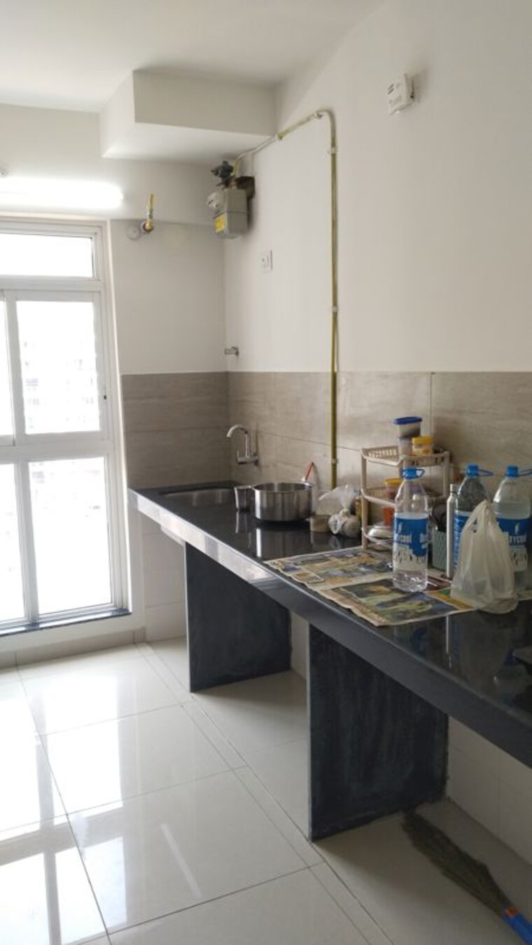 Kitchen, godrej-emerald 2 Bedroom 720 Sq.Ft. Apartment In Ghodbunder Road Thane 10336215