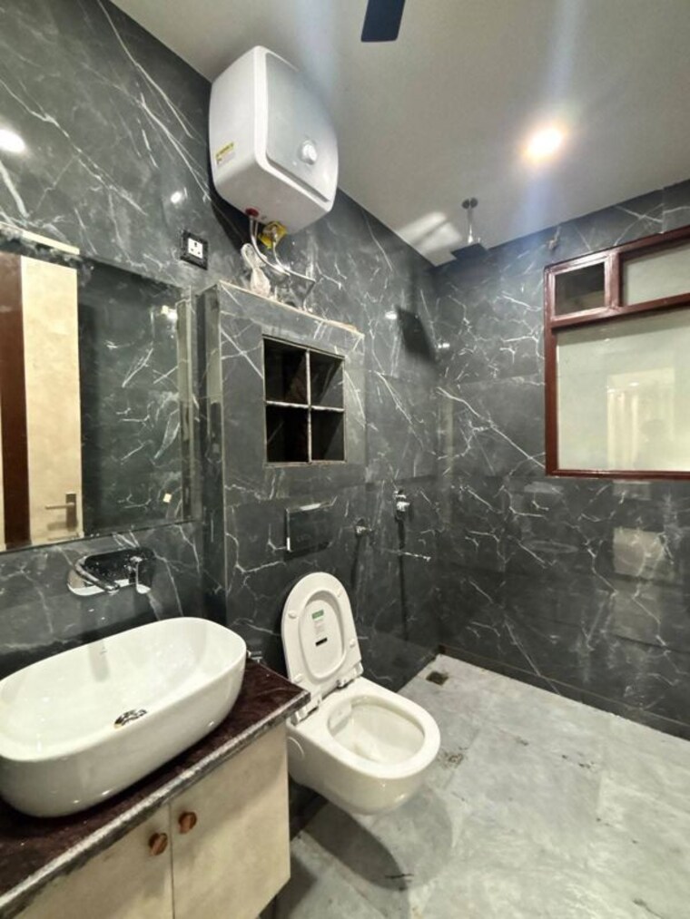 Bathroom, saket 2 Bedroom 900 Sq.Ft. Apartment In Saket Delhi 10336235